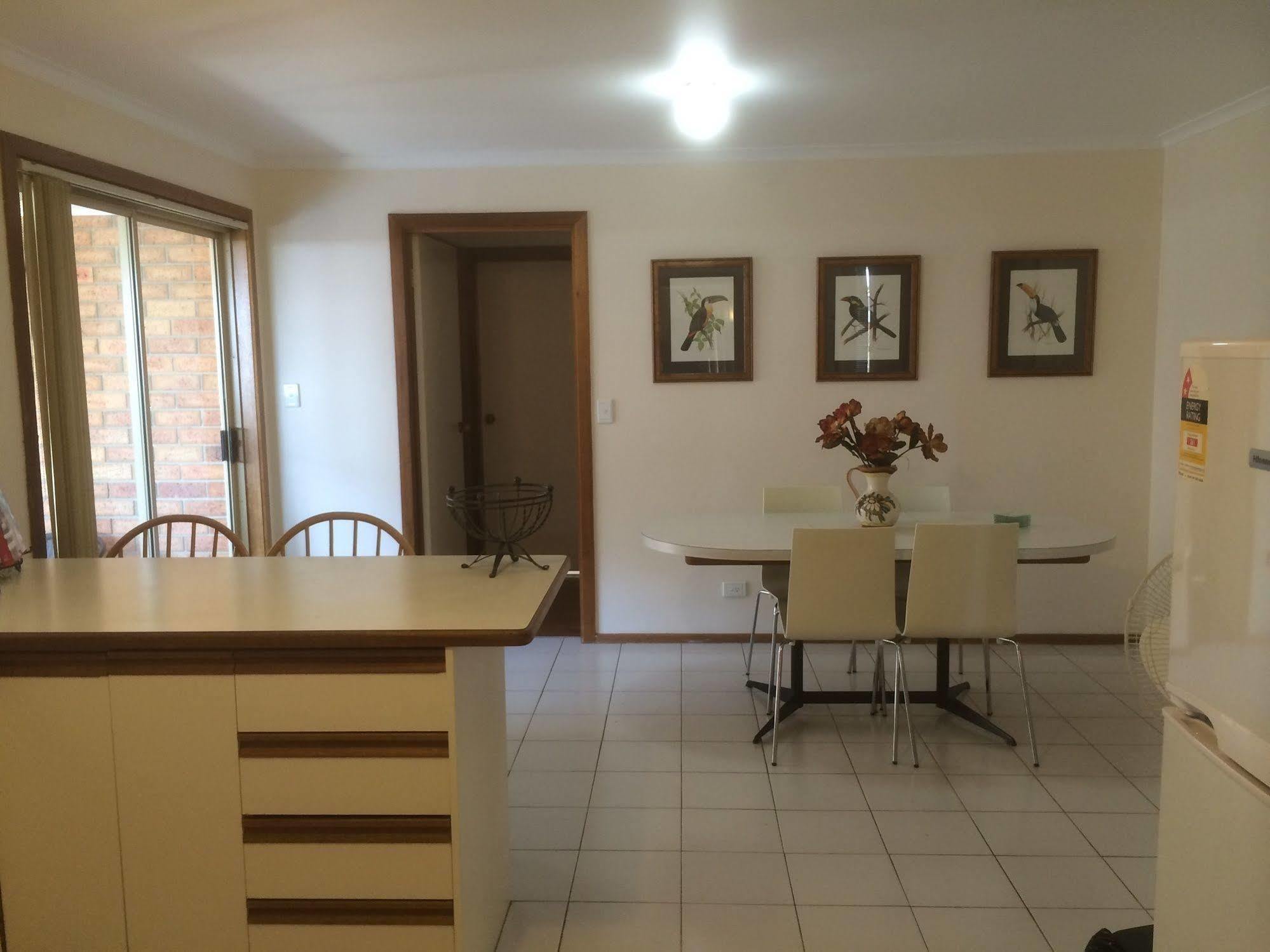 Australian Home Away @ Doncaster Anderson Creek 2 Bend of Islands Exterior foto